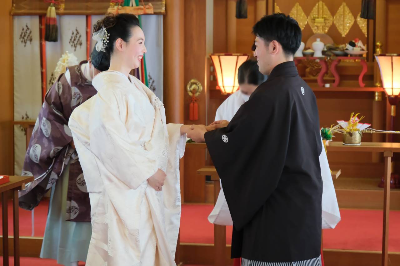御香宮神社での白無垢の結婚式｜秋 | コラム | ウェディングフォト・お