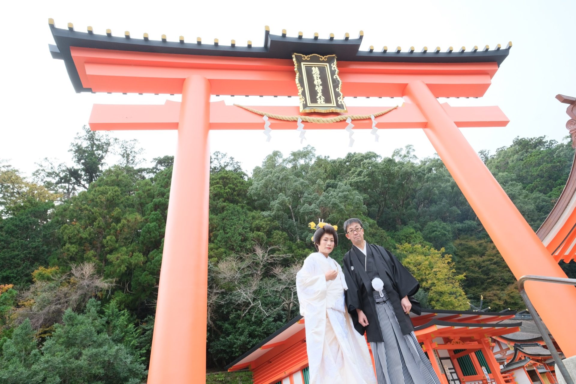 白無垢で熊野那智大社で結婚式の写真