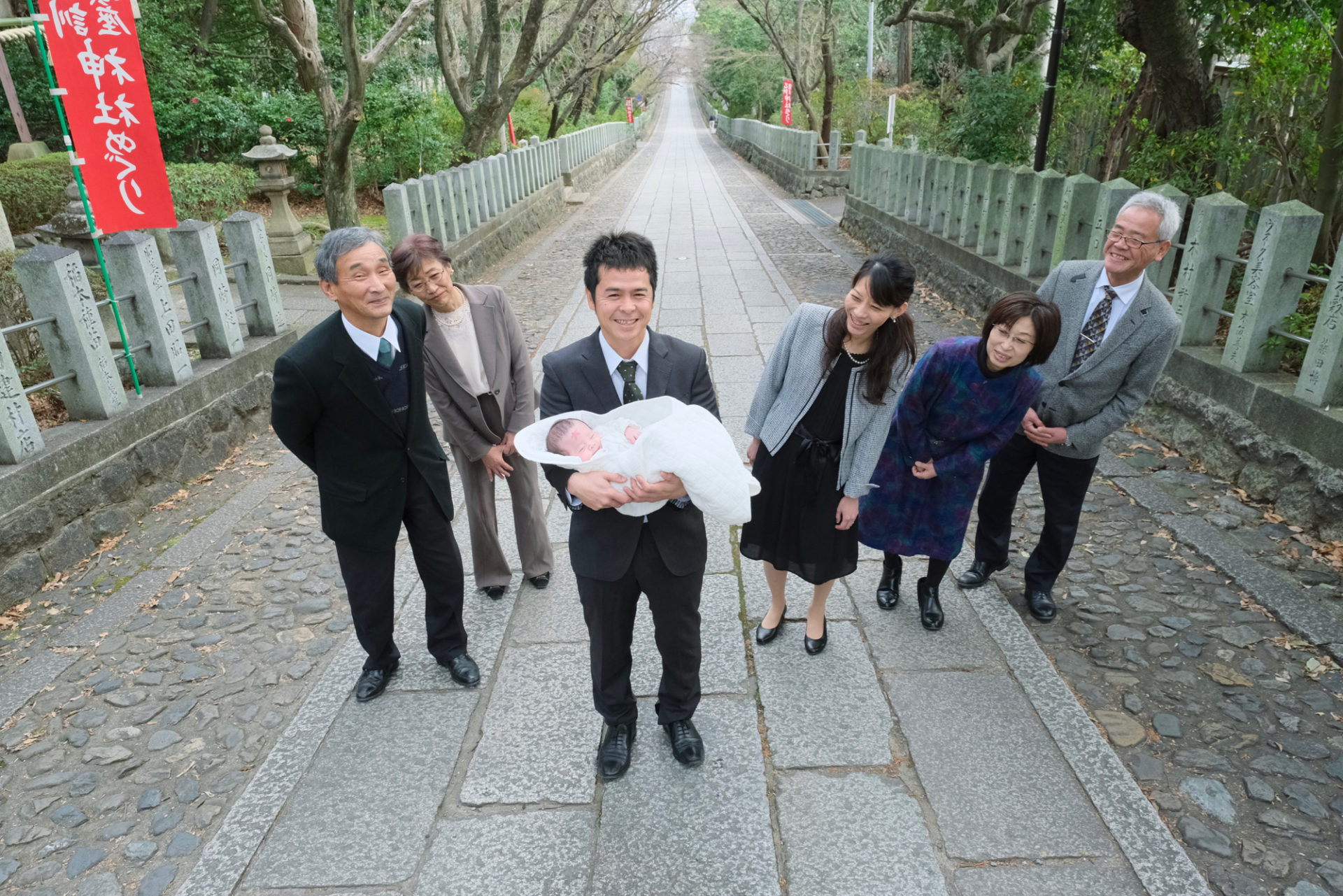 向日神社でのお宮参り写真