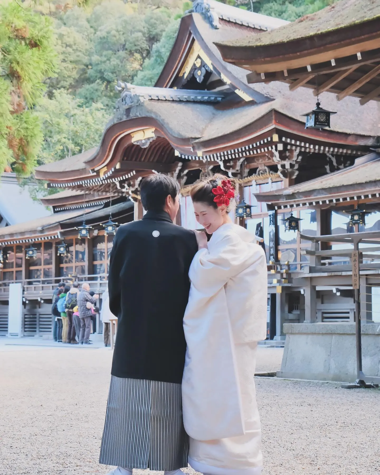 大神神社での結婚式は和装衣装も写真も着付けもヘアーもメイクも...