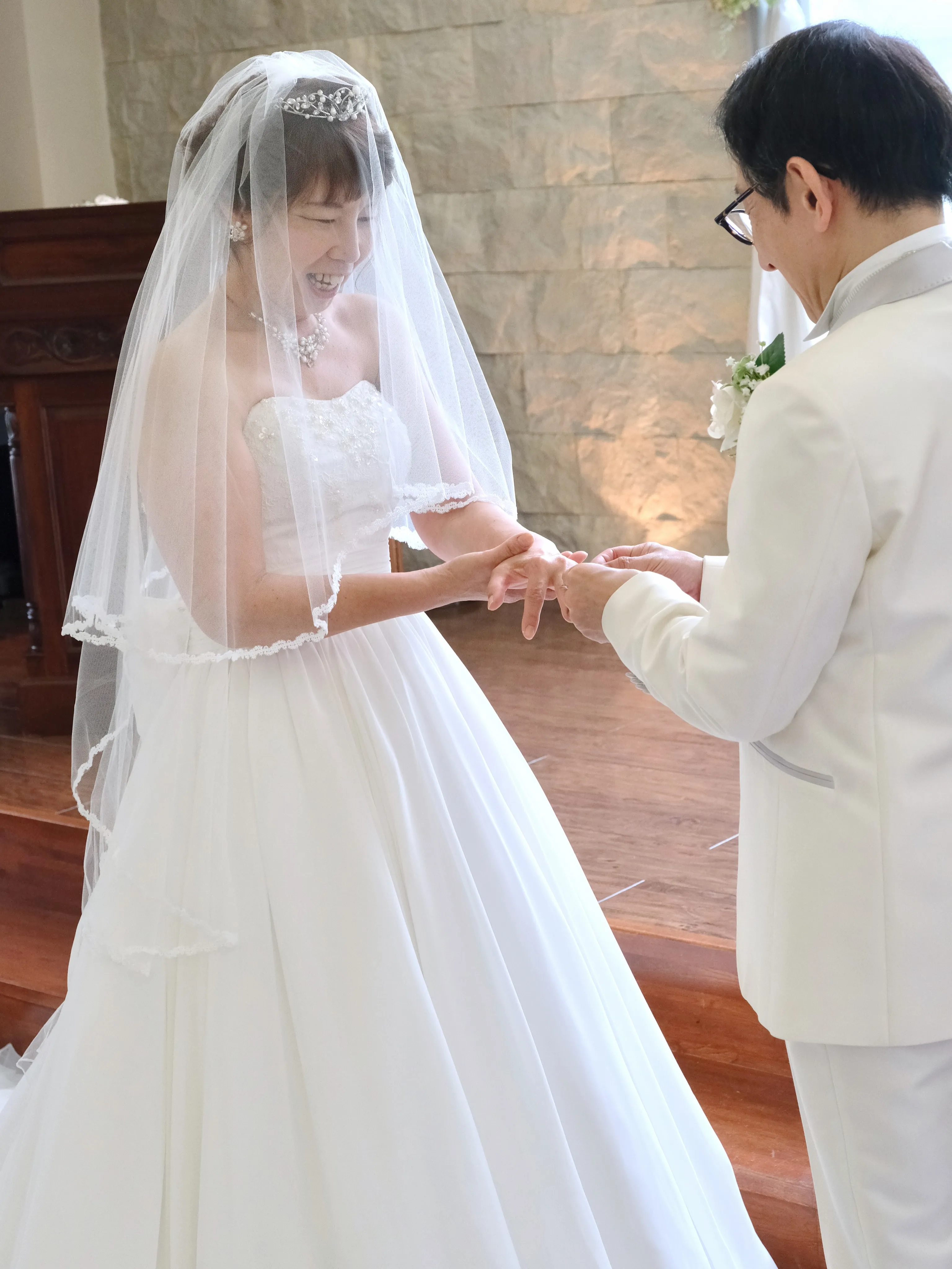 再婚カップルに人気のチャペルでのフォトウエディング