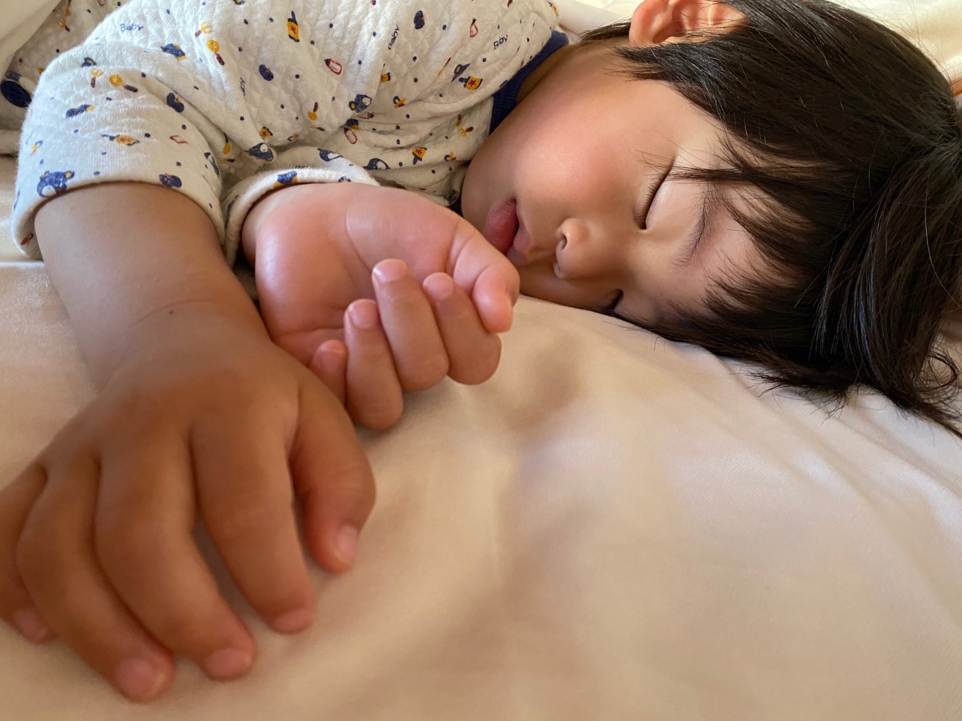 【コロナで自粛生活】おうちでテントでホテルごっこ・キキフォトワークスの日常乱写