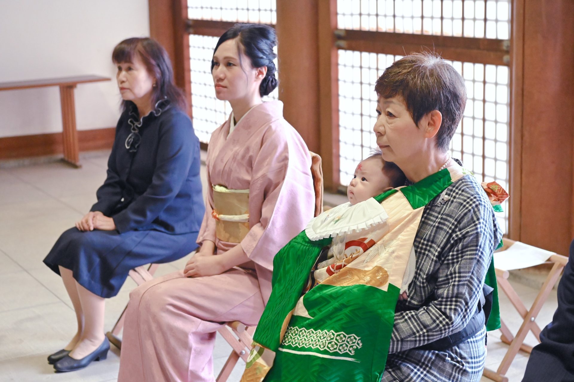 岡田國神社でのお宮参りの写真