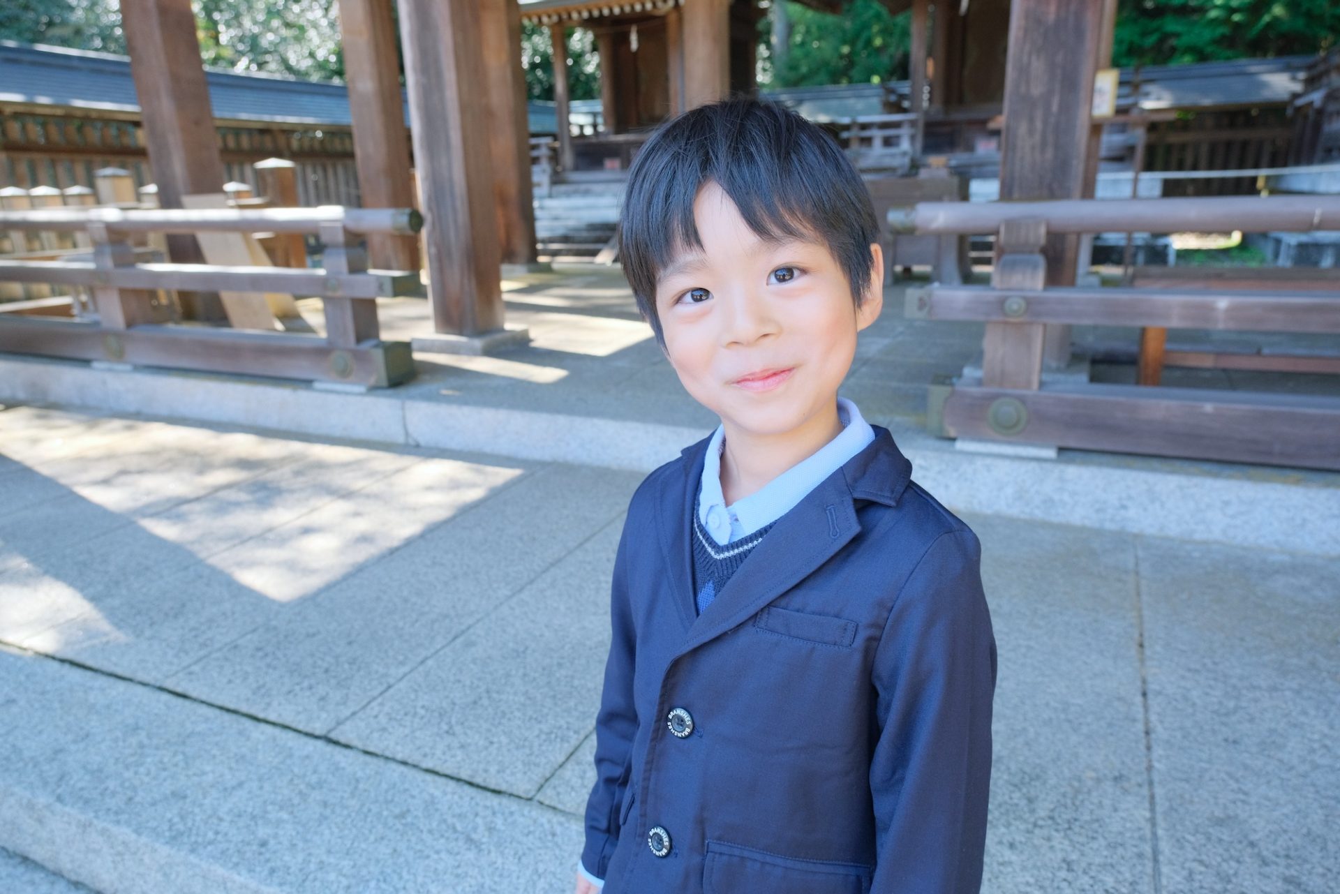 吉野神宮で七五三の女の子の着物