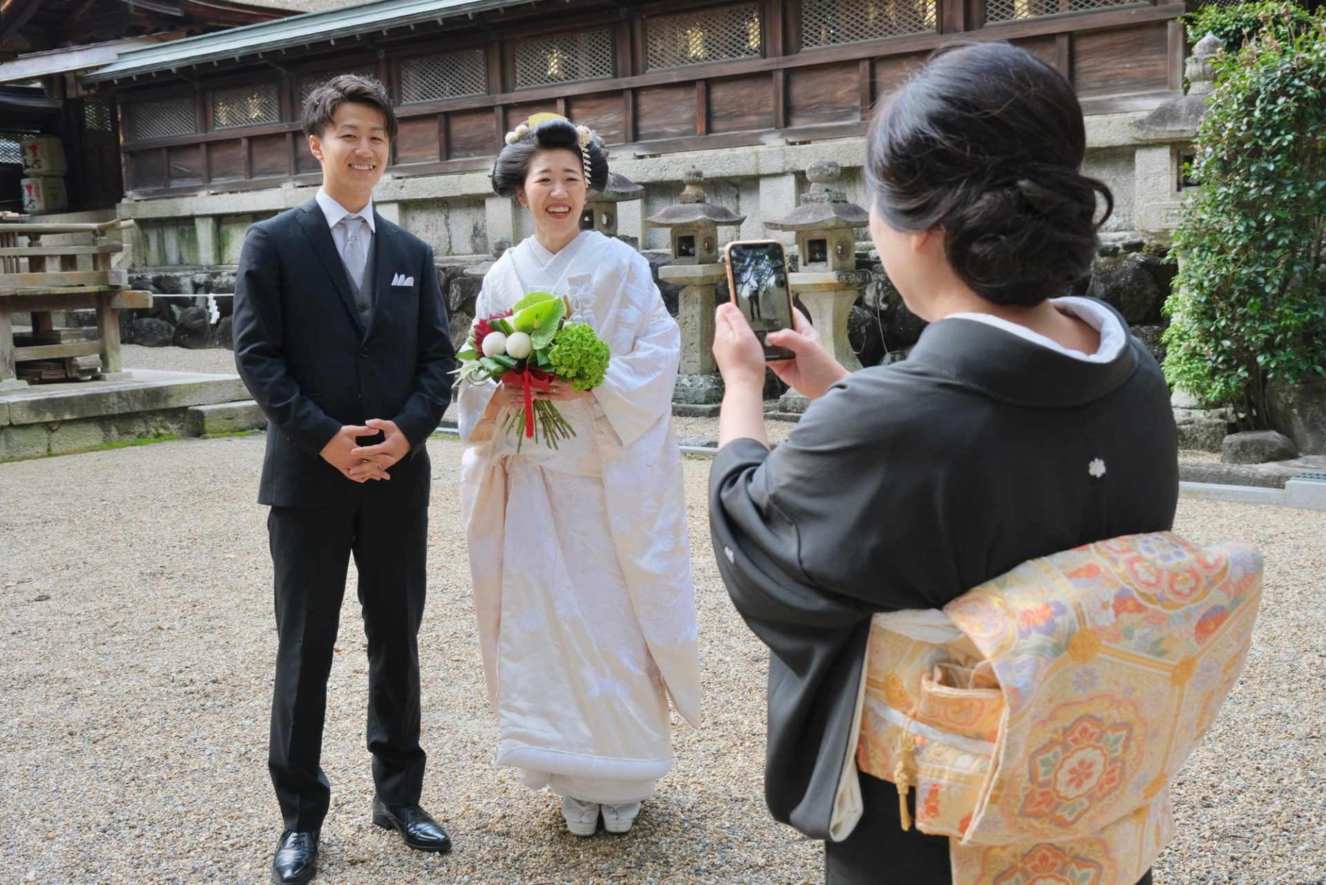 往馬大社で神前結婚式の花嫁さん