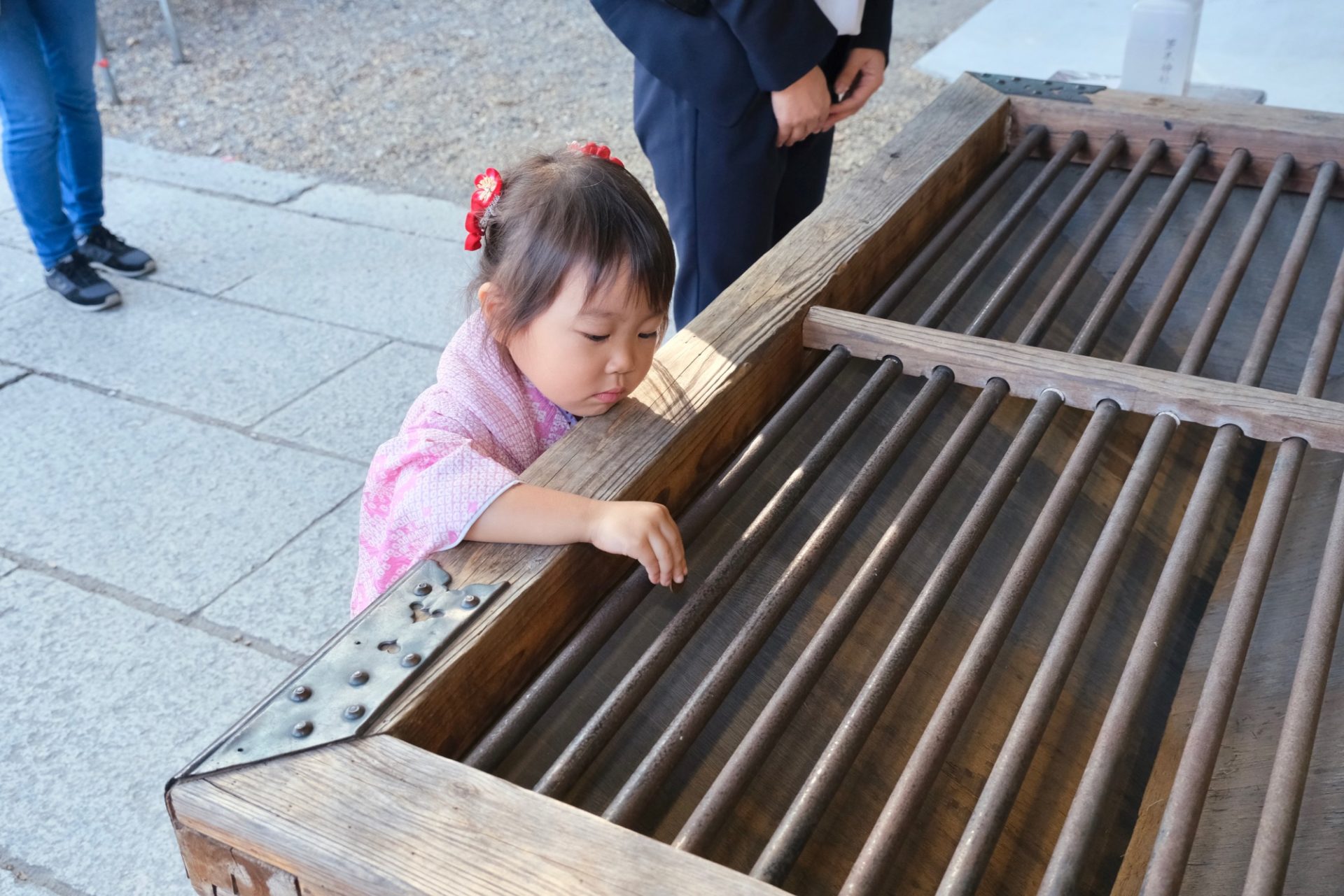 茨木神社で七五三の女の子の着物