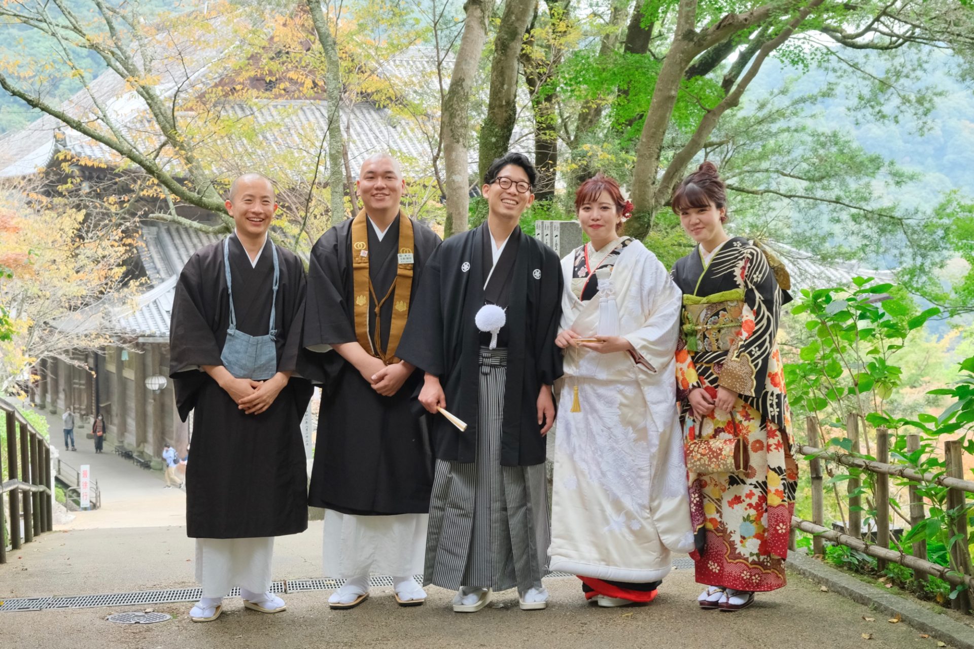 長谷寺の仏前結婚式の花嫁さん