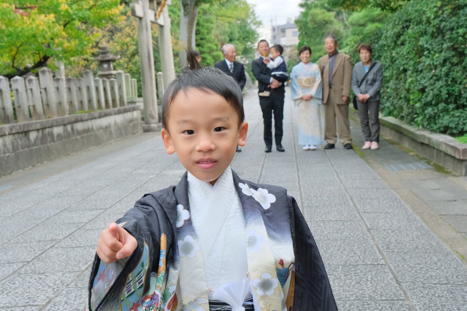 城南宮で七五三の記念写真