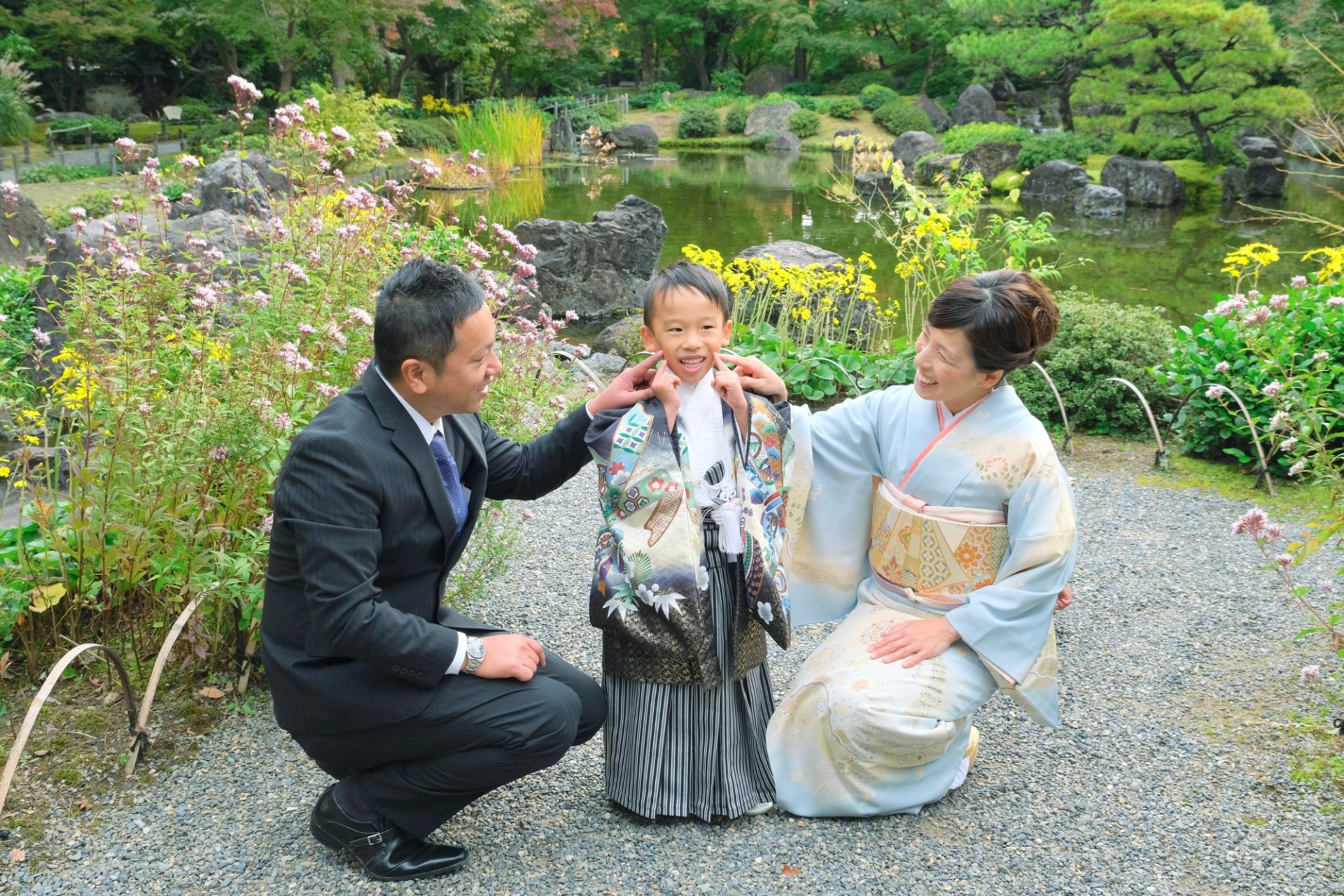 城南宮で七五三の記念写真