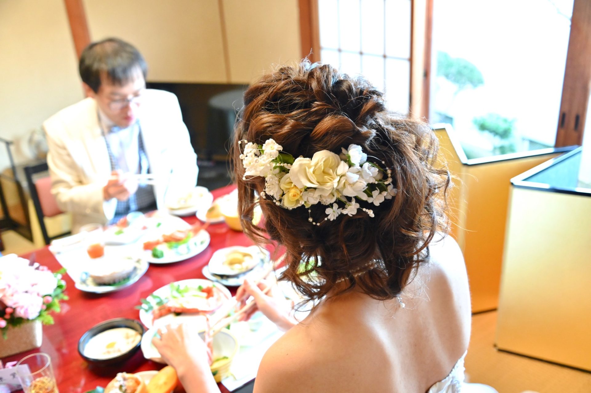 大神神社で結婚式の花嫁さん