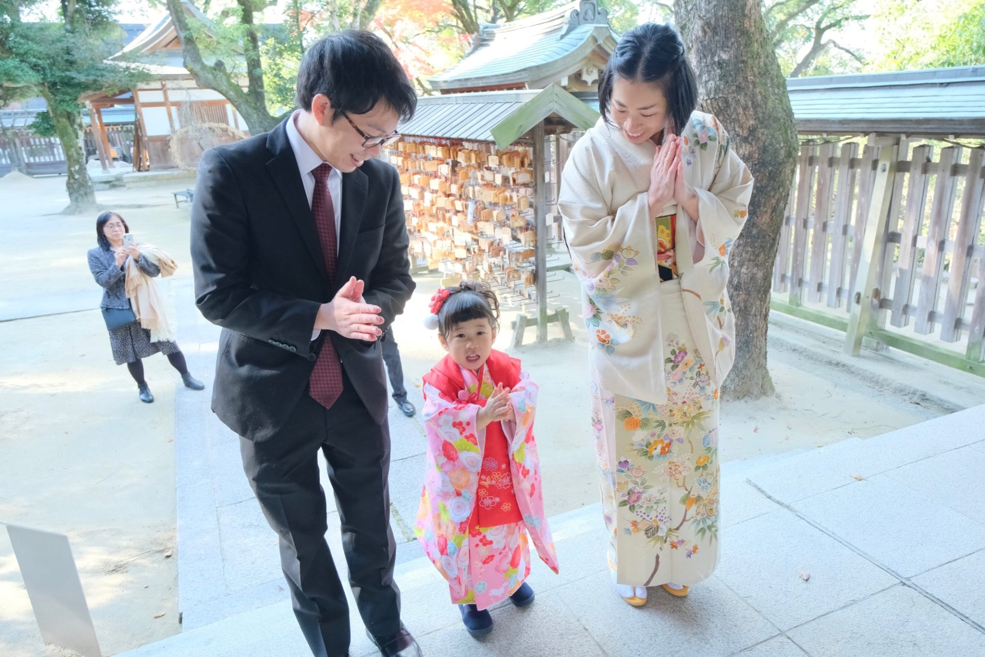 四條畷神社で七五三の着物