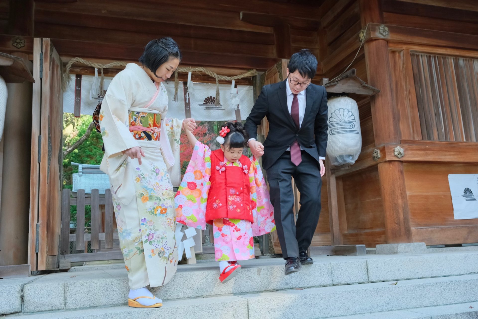 四條畷神社で七五三の着物