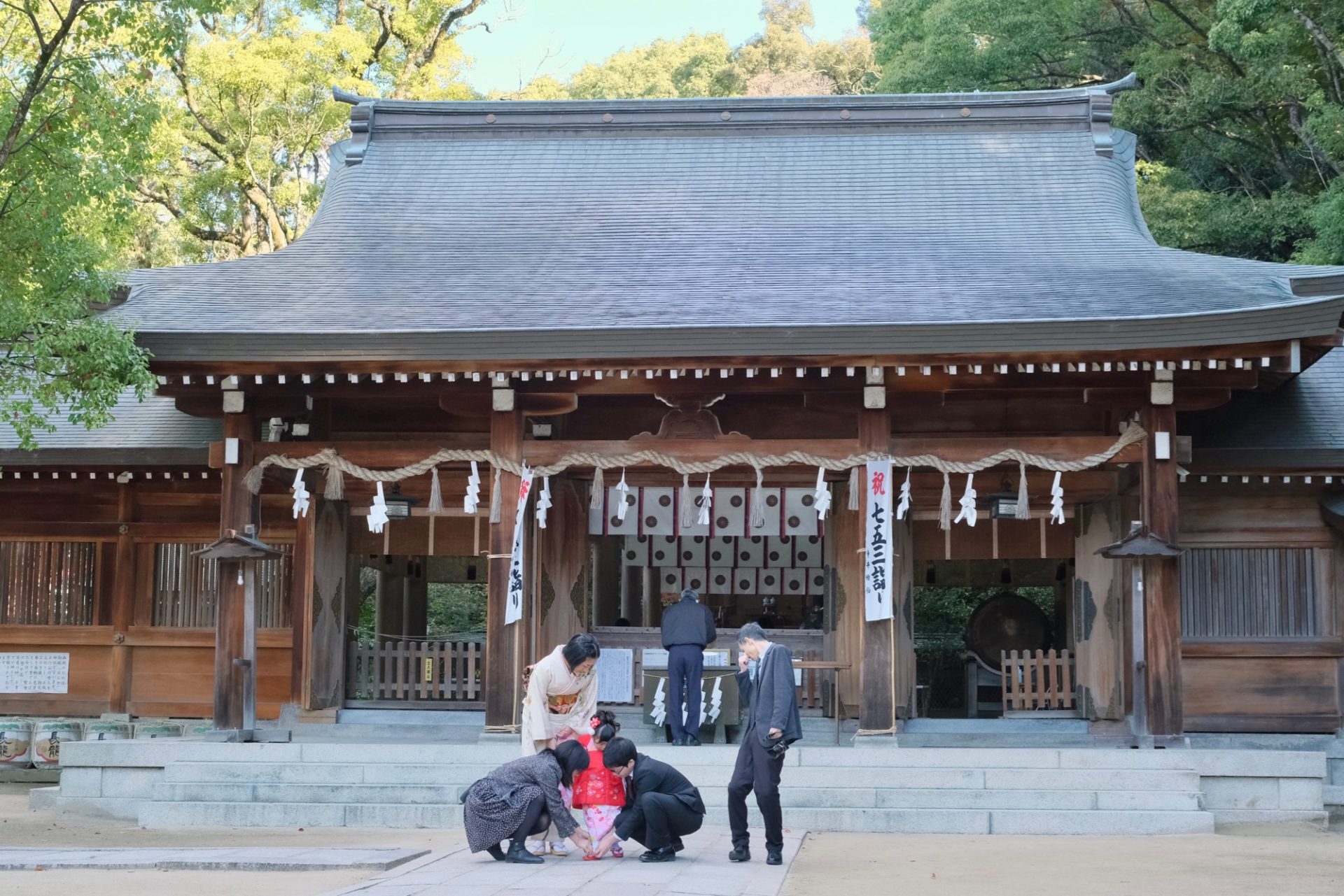 四條畷神社で七五三の着物