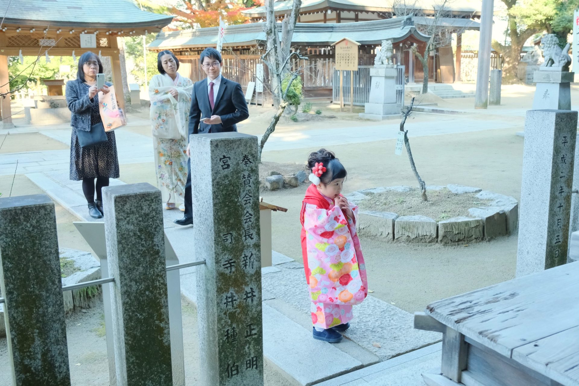 四條畷神社で七五三の着物