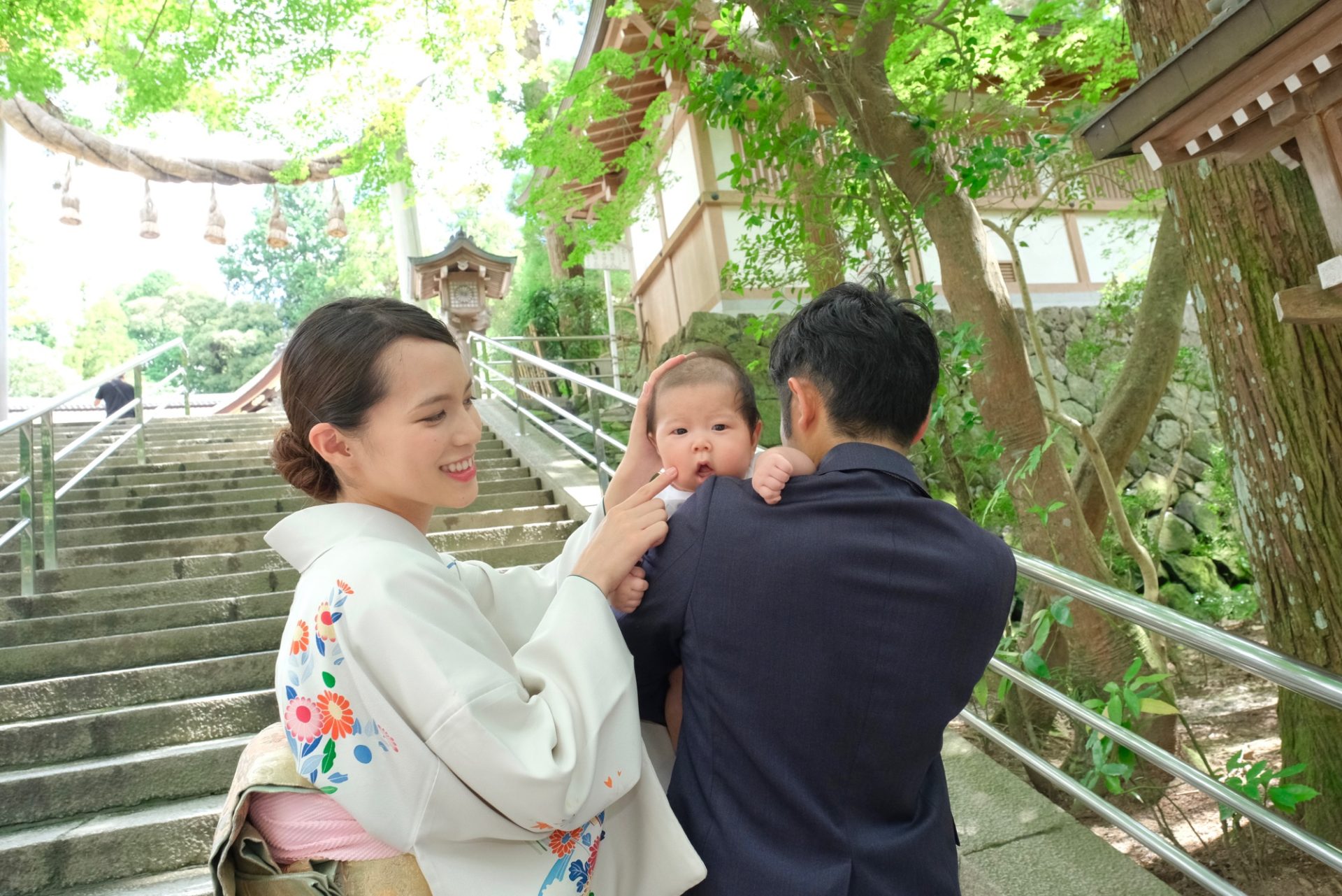 大神神社のお宮参りは休日の場合、駐車場が大変！