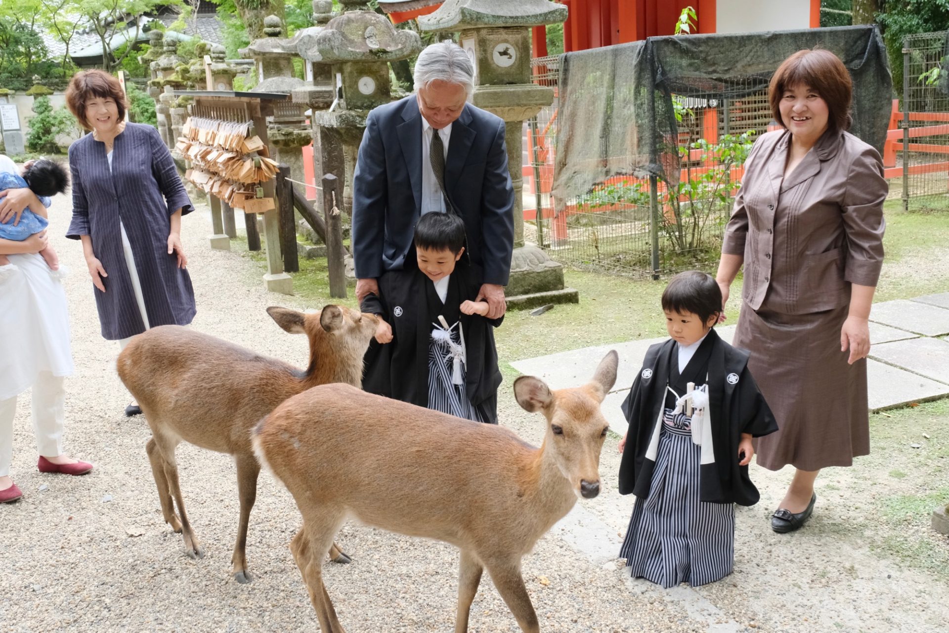 春日大社での七五三とお宮参りの同時撮影は