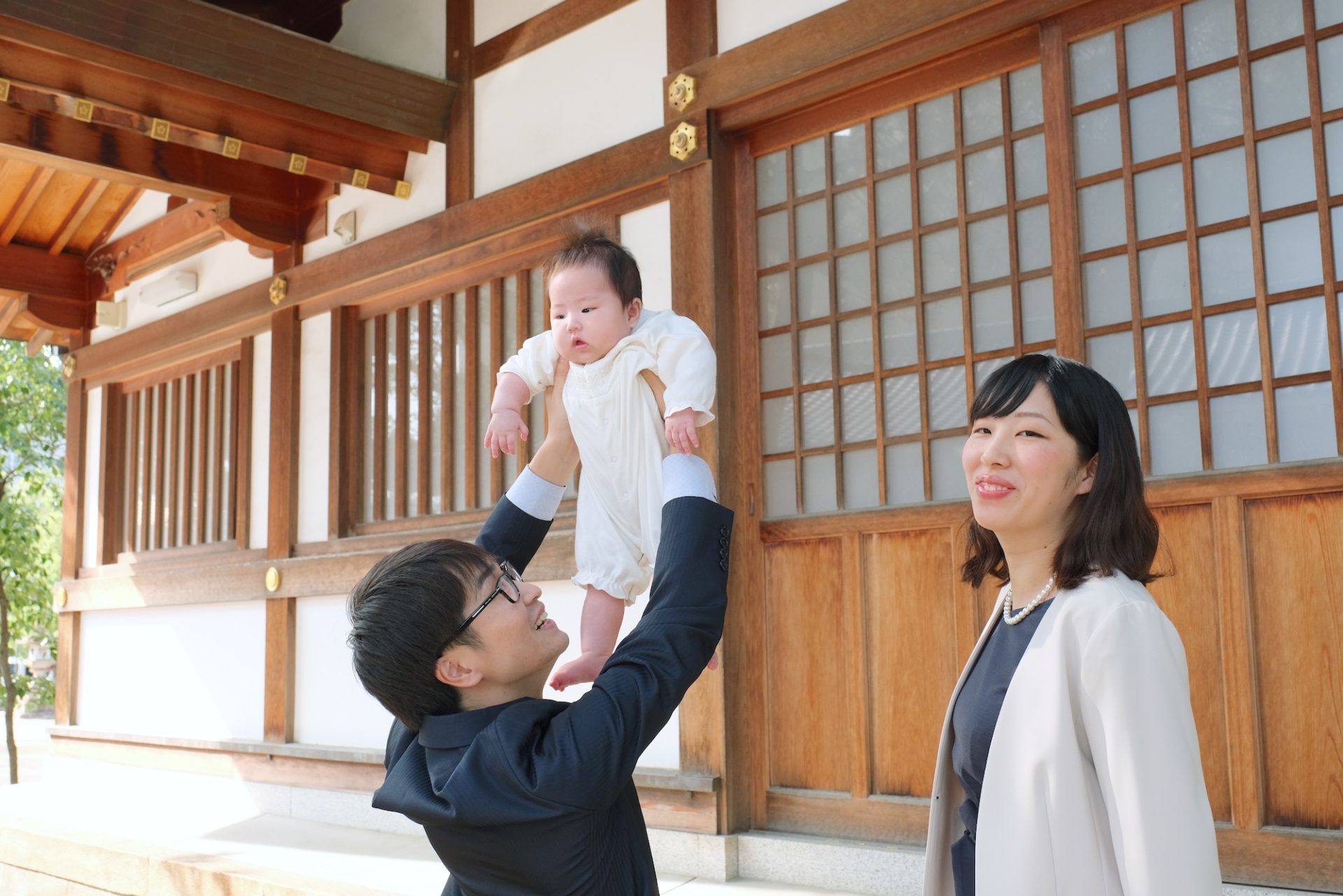 本住吉神社でお宮参りと木曽路でのお食い初めの写真