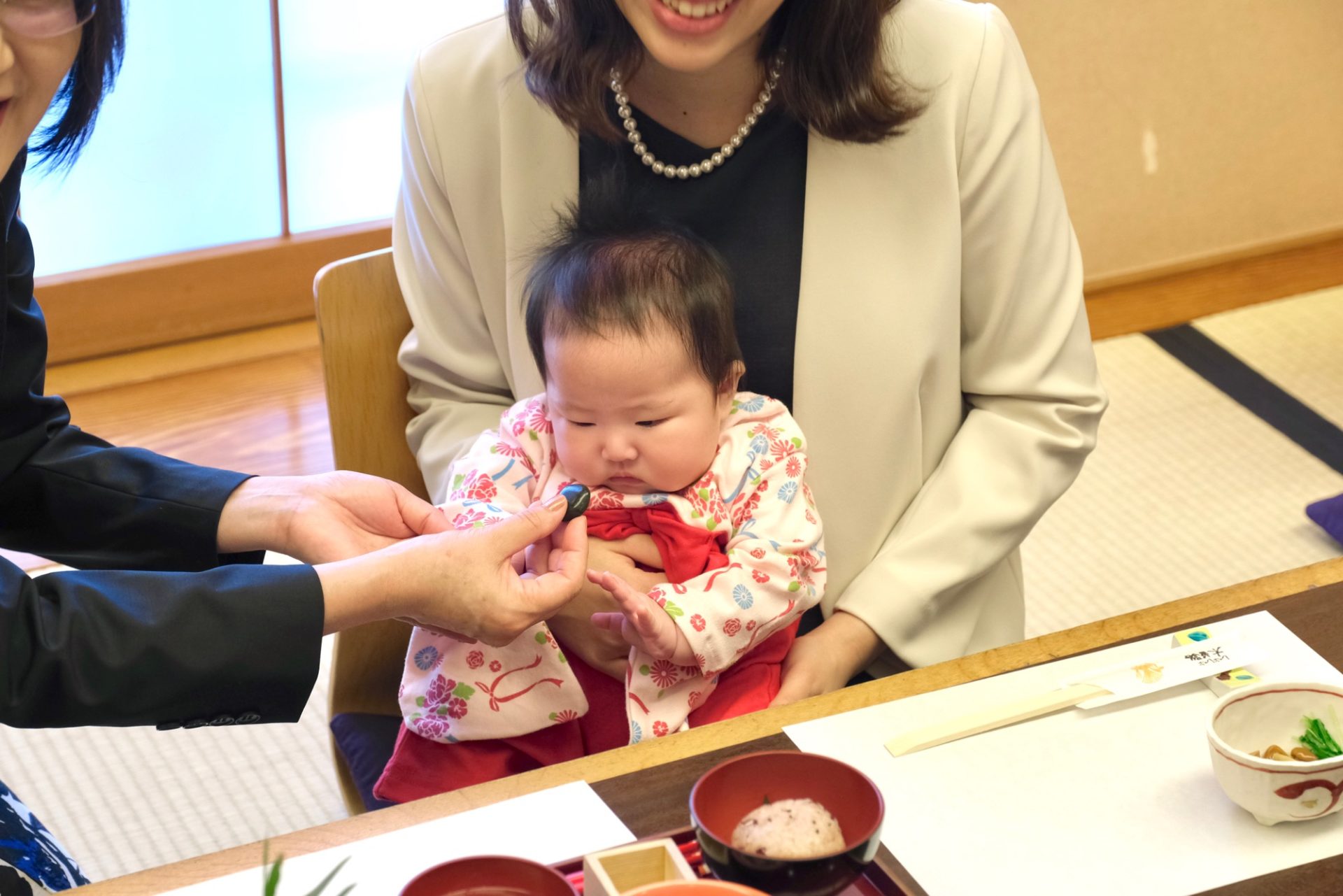 本住吉神社でお宮参りと木曽路でのお食い初めの写真