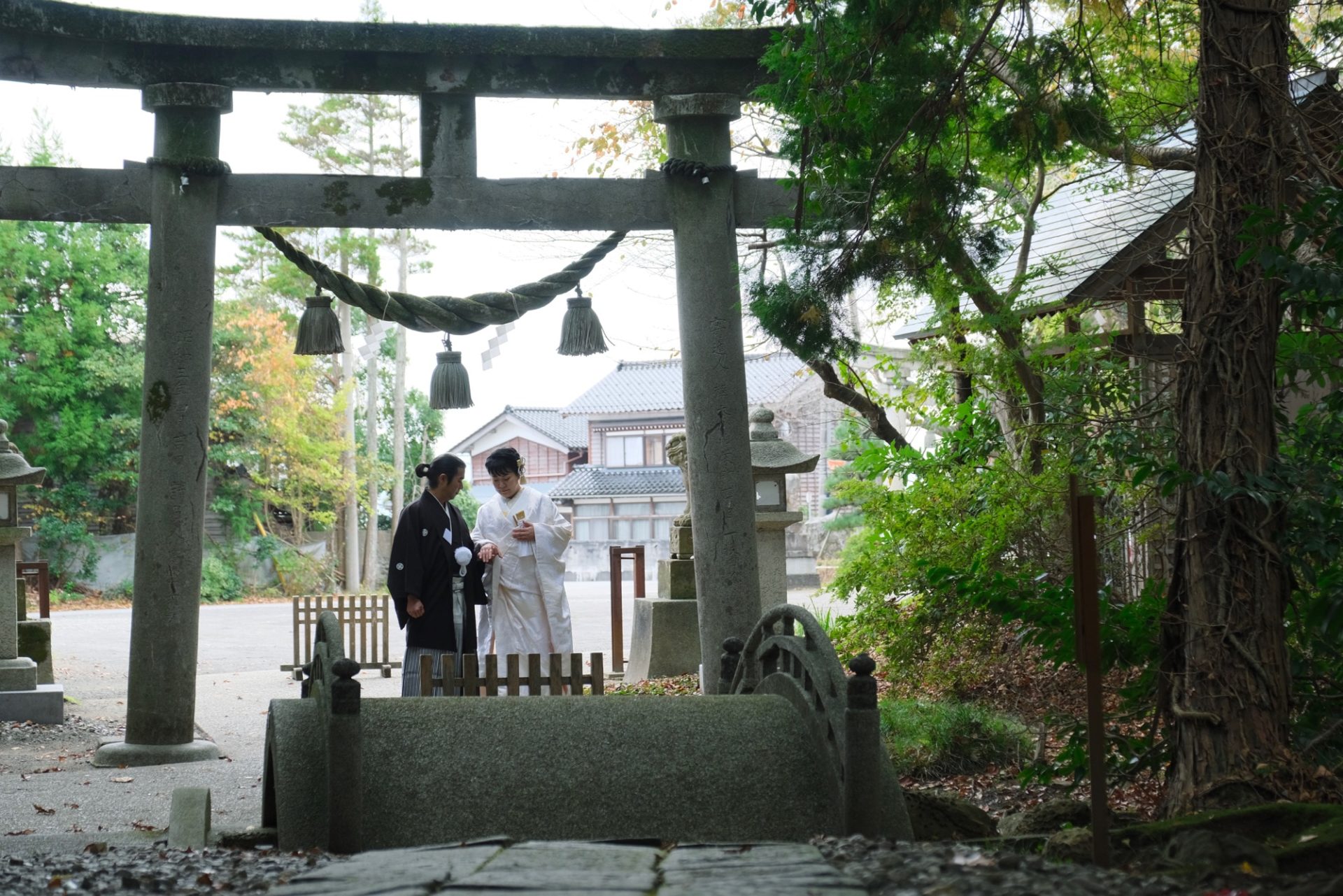 須須神社の結婚式は豊かな自然の中で二人だけの厳かな時間