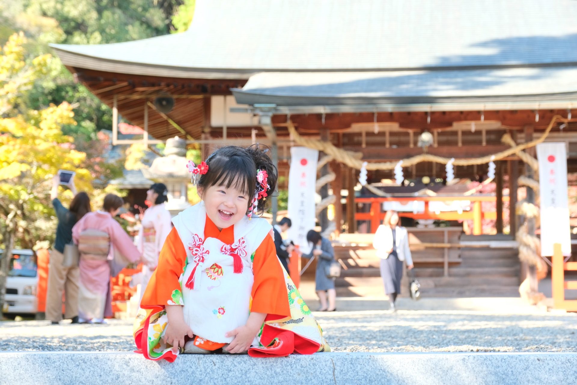 龍田大社の七五三は風船をもらってご機嫌に走ってました！