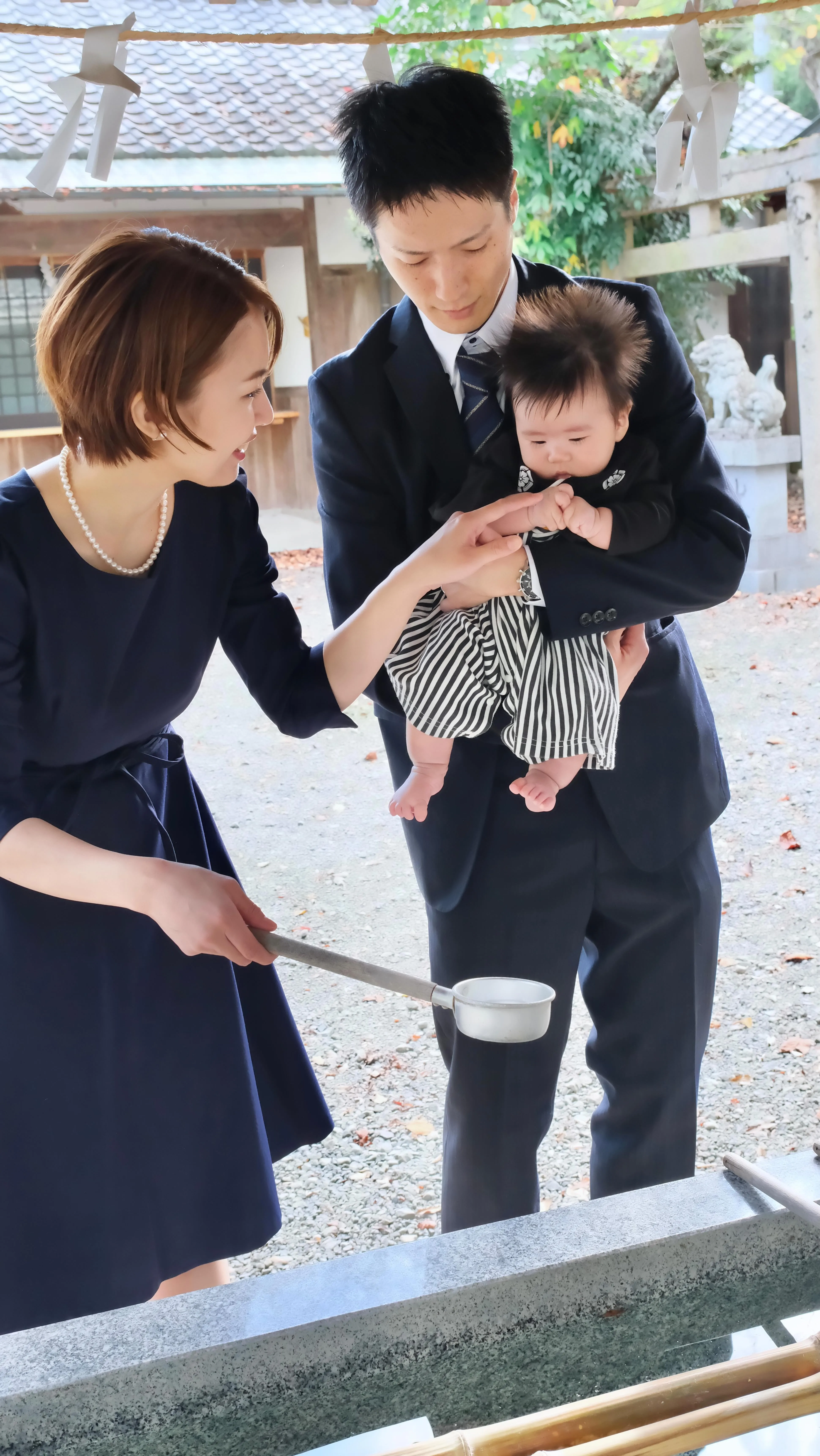 波太神社でお宮参りの記念写真