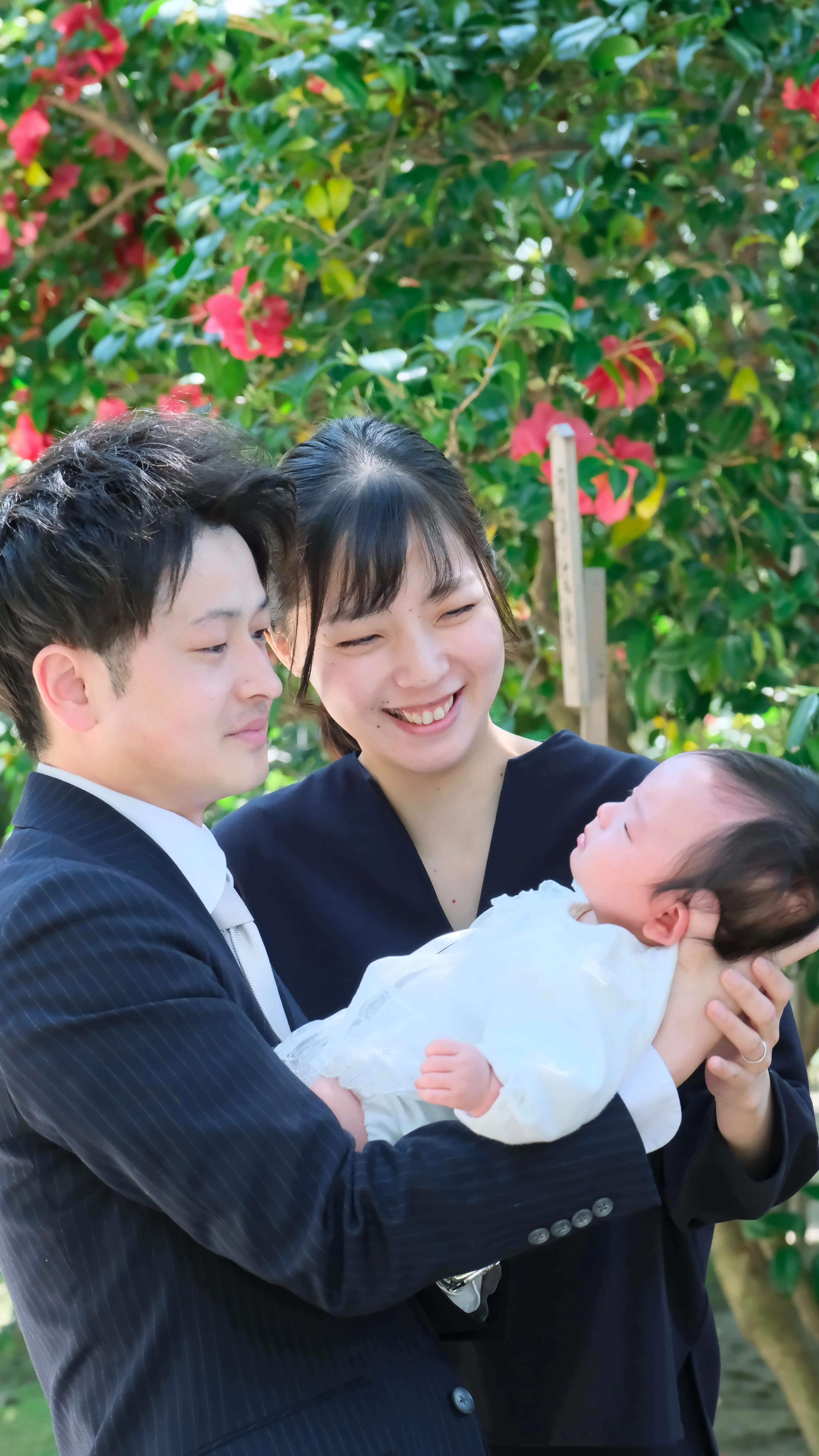 城南宮でのお宮参りはポカポカ陽気の日差しで