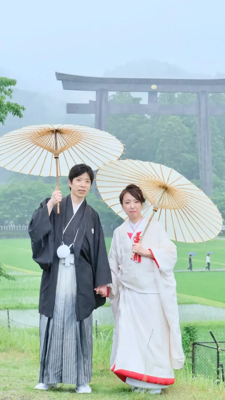 熊野本宮大社の結婚式は祝福の恵の雨が一杯