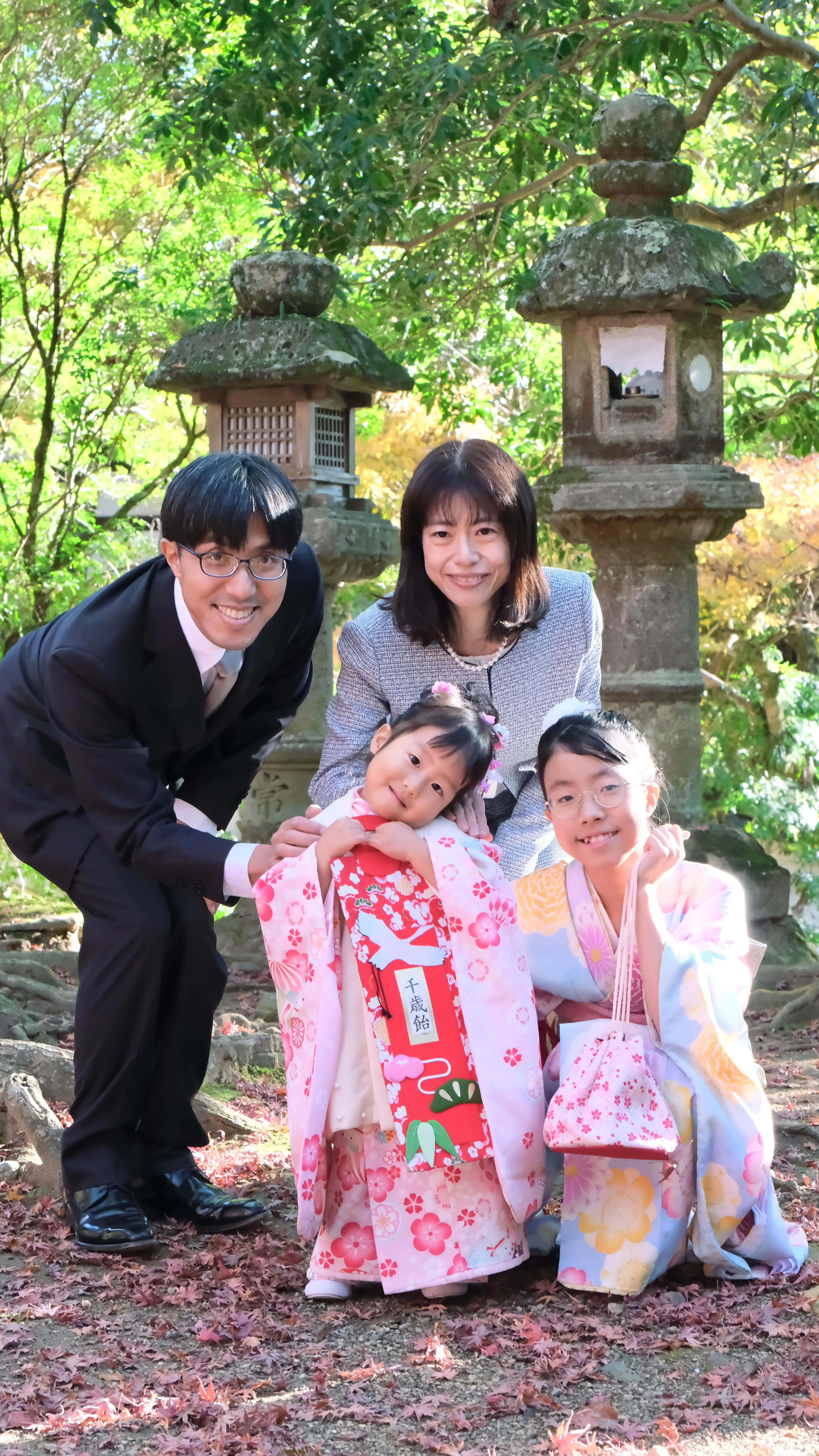 春日大社の七五三は女の子姉妹が着物姿で