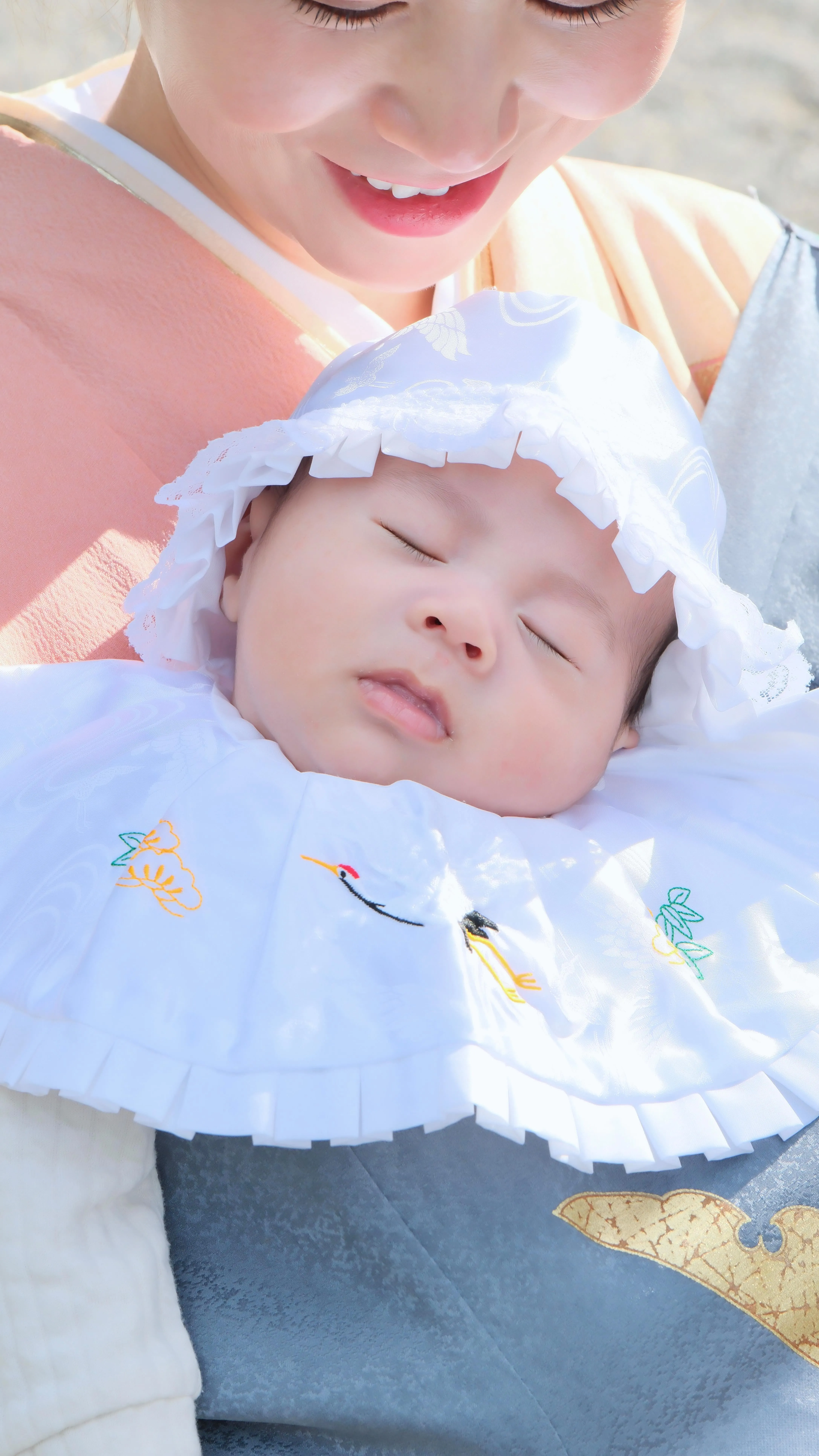 建部大社のお宮参りはお姉ちゃんのエスコートで