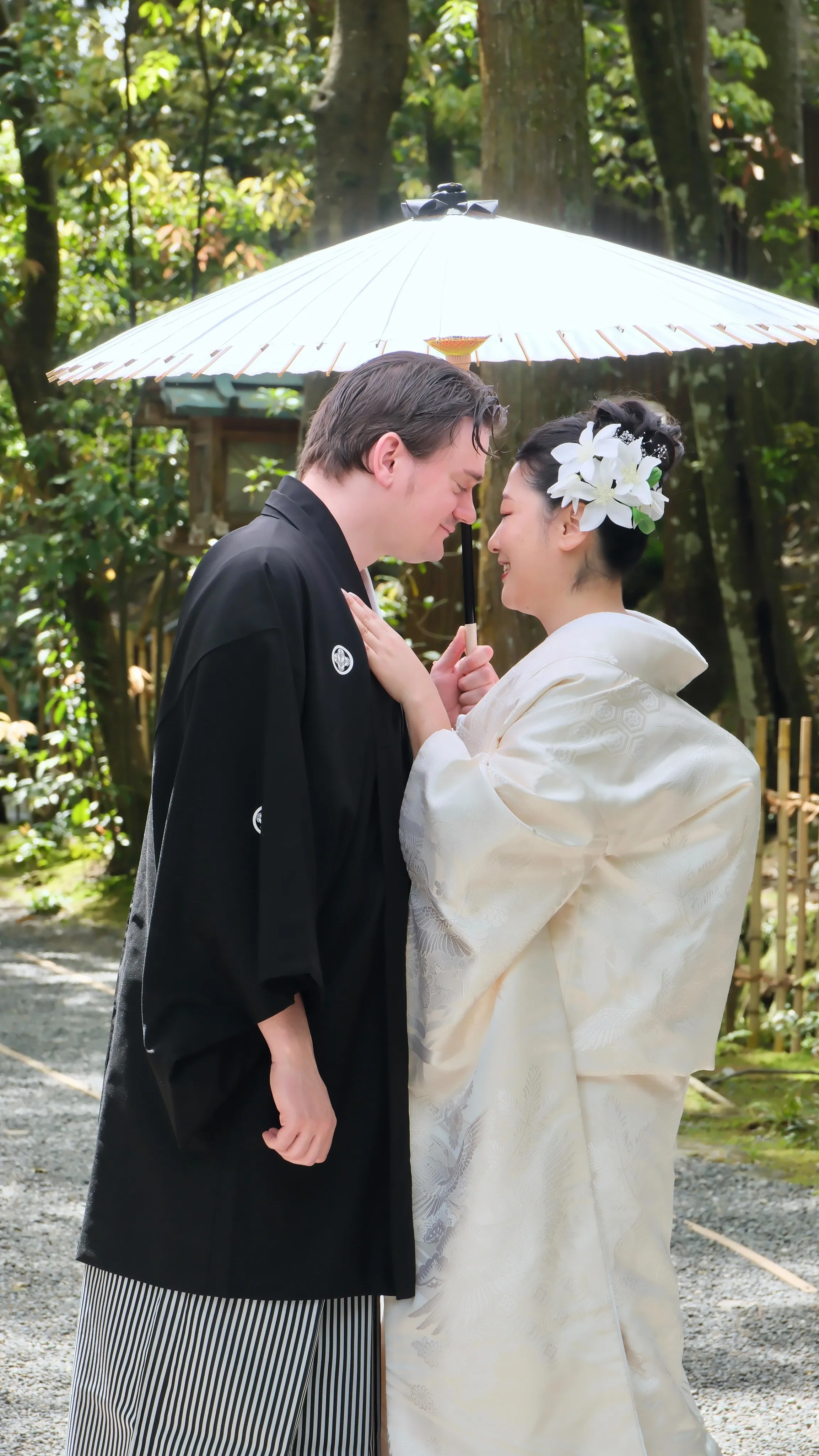 大神神社での結婚式はイギリスからの里帰りで