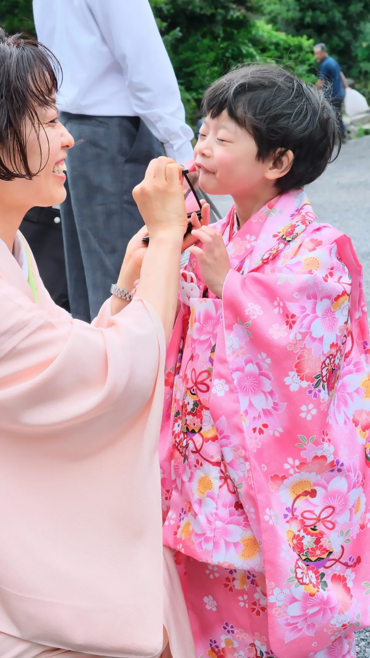 京都・吉田神社の七五三は４人兄弟でわんさか